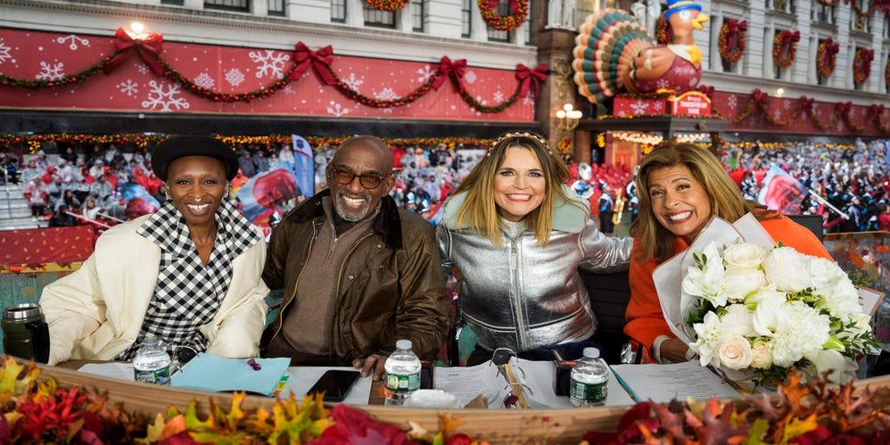 Shaggy Delivers It Wasnt Me Moment on Macy s Parade Sparks Debate